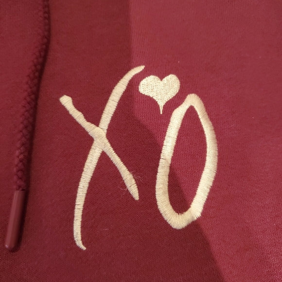 The Weeknd x H&M Sweater - Picture 2 of 5